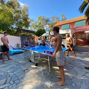  Hostal Dolphins Backpackers